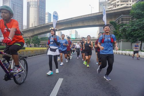 Race photo from NU SKIN RUNNING CLUB