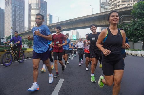 Race photo from NU SKIN RUNNING CLUB