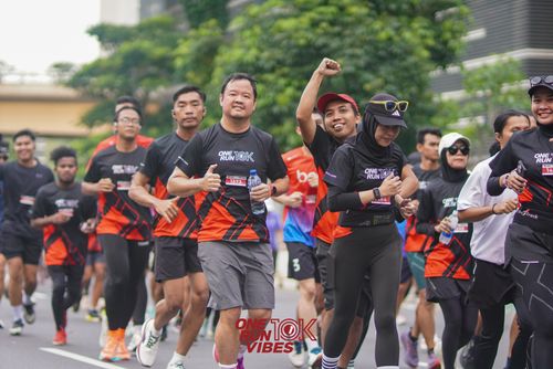 Race photo from ONE RUN 10K VIBES JAKARTA 