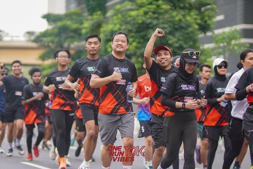 Race photo from ONE RUN 10K VIBES JAKARTA 