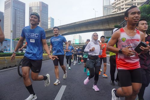 Race photo from NU SKIN RUNNING CLUB