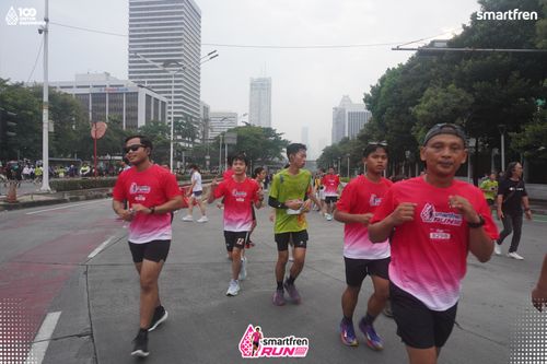 Race photo from Smartfren Run 2025 Vibes