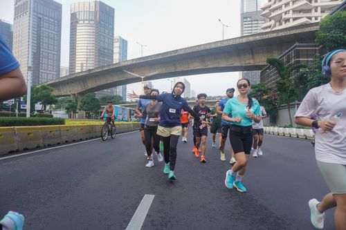 Race photo from NU SKIN RUNNING CLUB