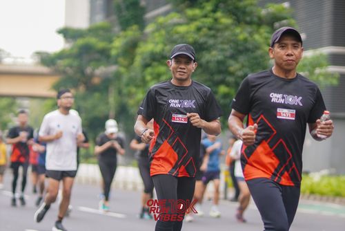 Race photo from ONE RUN 10K VIBES JAKARTA 