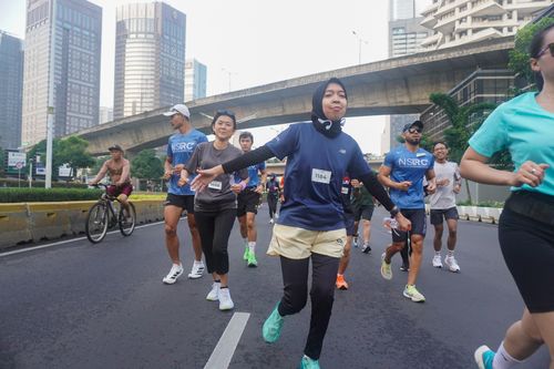 Race photo from NU SKIN RUNNING CLUB