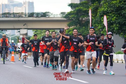 Race photo from ONE RUN 10K VIBES JAKARTA 