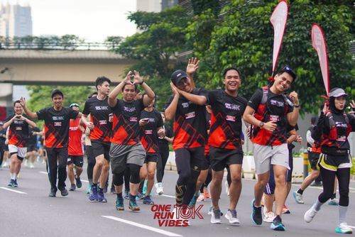 Race photo from ONE RUN 10K VIBES JAKARTA 