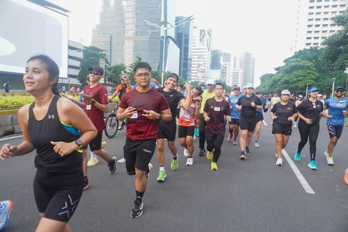 Race photo from NU SKIN RUNNING CLUB