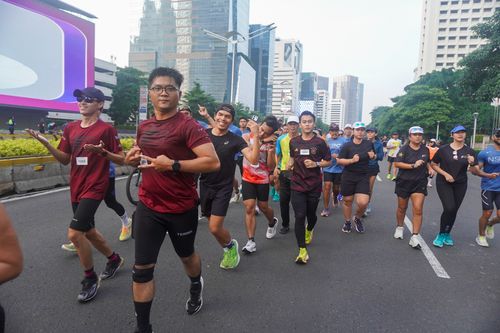 Race photo from NU SKIN RUNNING CLUB