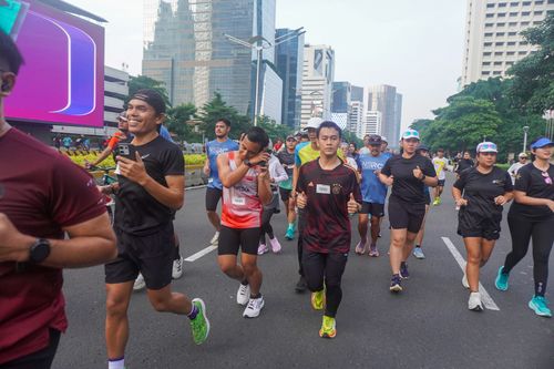 Race photo from NU SKIN RUNNING CLUB