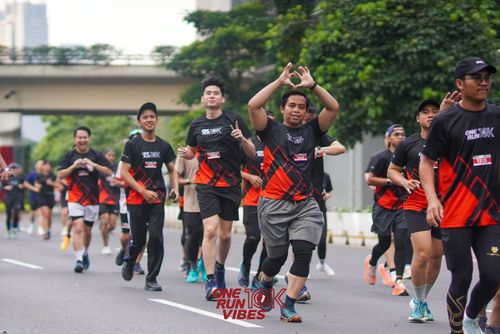 Race photo from ONE RUN 10K VIBES JAKARTA 