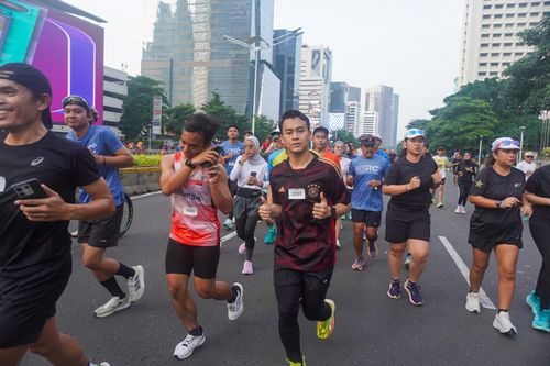Race photo from NU SKIN RUNNING CLUB