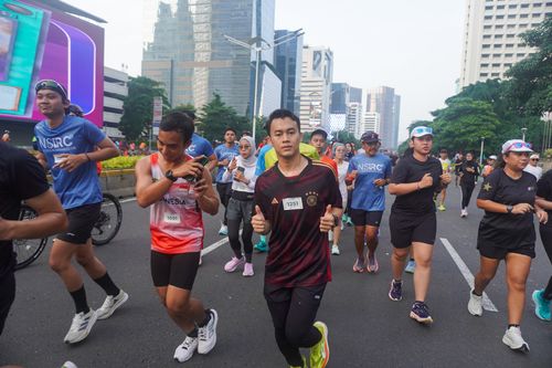 Race photo from NU SKIN RUNNING CLUB