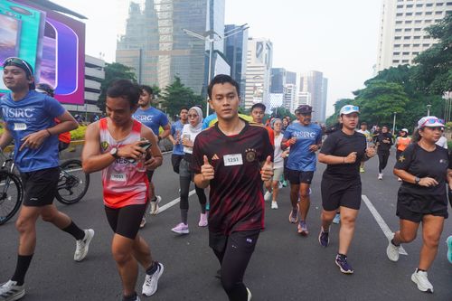 Race photo from NU SKIN RUNNING CLUB