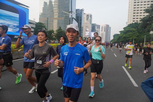 Race photo from NU SKIN RUNNING CLUB