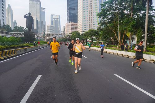 Race photo from NU SKIN RUNNING CLUB