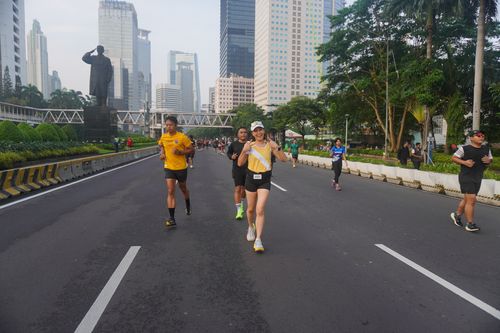 Race photo from NU SKIN RUNNING CLUB