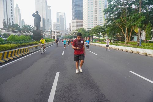 Race photo from NU SKIN RUNNING CLUB