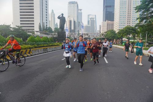 Race photo from NU SKIN RUNNING CLUB