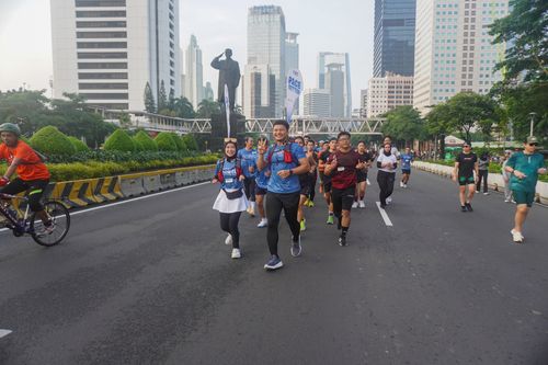 Race photo from NU SKIN RUNNING CLUB