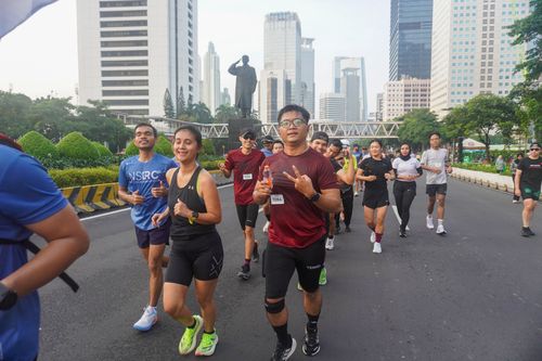 Race photo from NU SKIN RUNNING CLUB