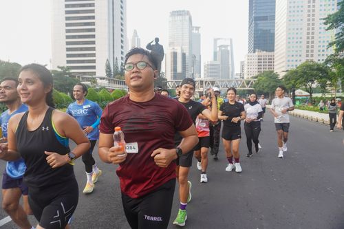 Race photo from NU SKIN RUNNING CLUB