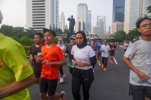 Race photo from NU SKIN RUNNING CLUB