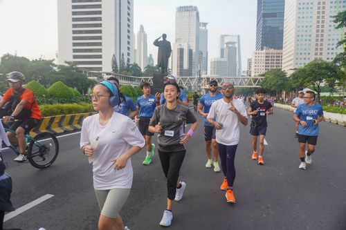 Race photo from NU SKIN RUNNING CLUB