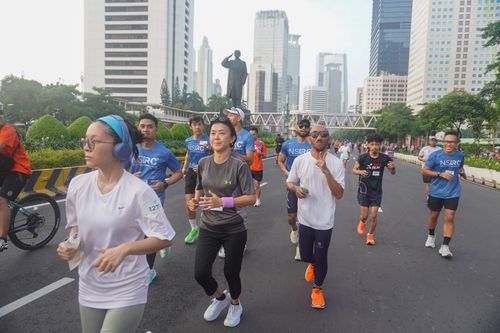 Race photo from NU SKIN RUNNING CLUB