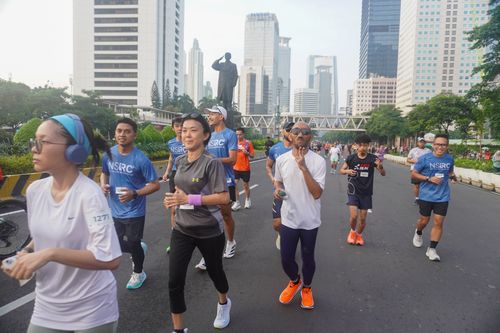 Race photo from NU SKIN RUNNING CLUB