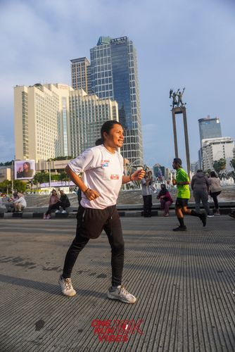 Race photo from ONE RUN 10K VIBES JAKARTA 