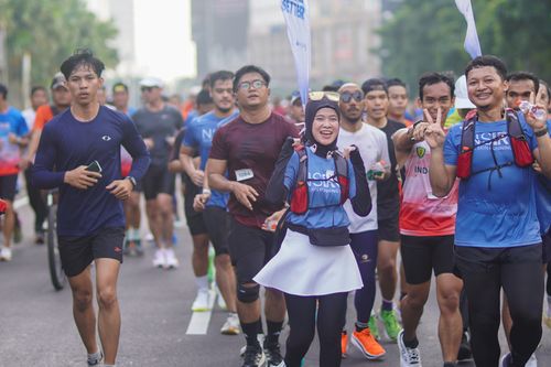 Race photo from NU SKIN RUNNING CLUB