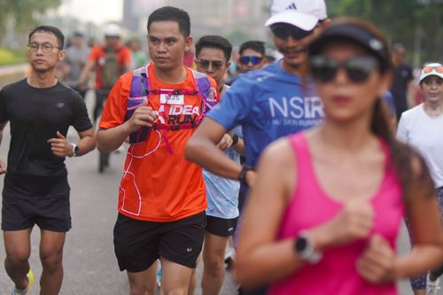 Race photo from NU SKIN RUNNING CLUB