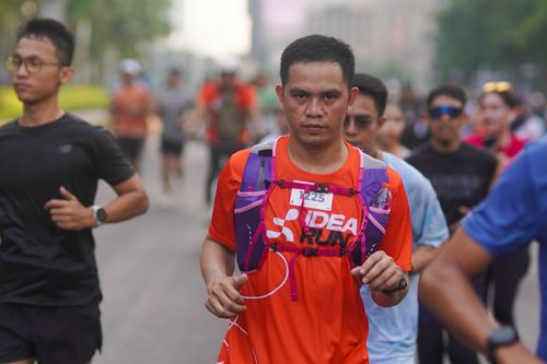 Race photo from NU SKIN RUNNING CLUB