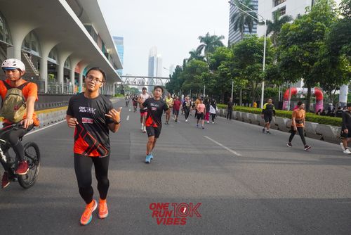 Race photo from ONE RUN 10K VIBES JAKARTA 
