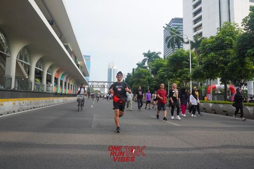 Race photo from ONE RUN 10K VIBES JAKARTA 