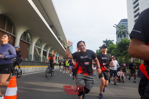 Race photo from ONE RUN 10K VIBES JAKARTA 