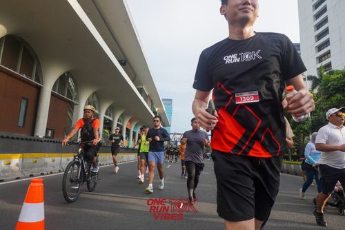 Race photo from ONE RUN 10K VIBES JAKARTA 