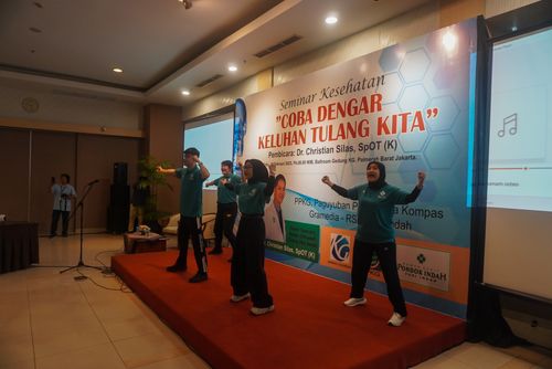 Race photo from Seminar Kesehatan : Coba Dengar Keluhan Tulang Kita