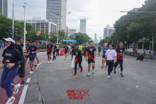 Race photo from ONE RUN 10K VIBES JAKARTA 