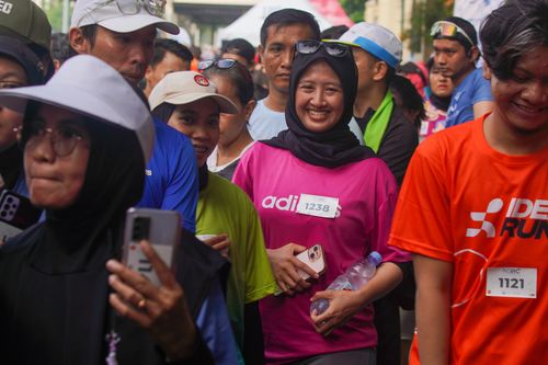 Race photo from NU SKIN RUNNING CLUB