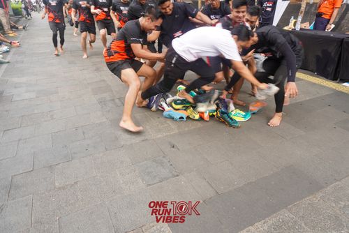 Race photo from ONE RUN 10K VIBES JAKARTA 