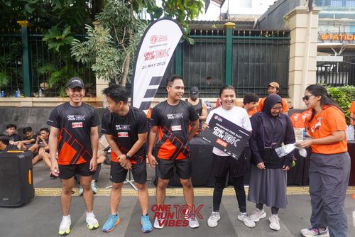 Race photo from ONE RUN 10K VIBES JAKARTA 