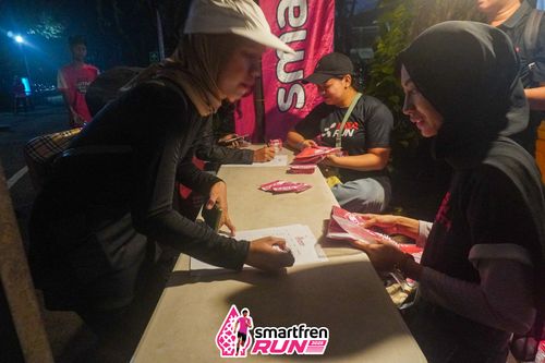 Race photo from Shakeout Run - Smartfren Run
