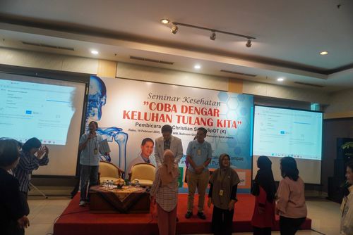 Race photo from Seminar Kesehatan : Coba Dengar Keluhan Tulang Kita