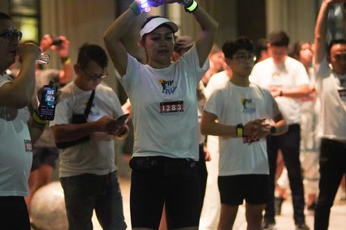 Race photo from PIK NITE RUN VIBES