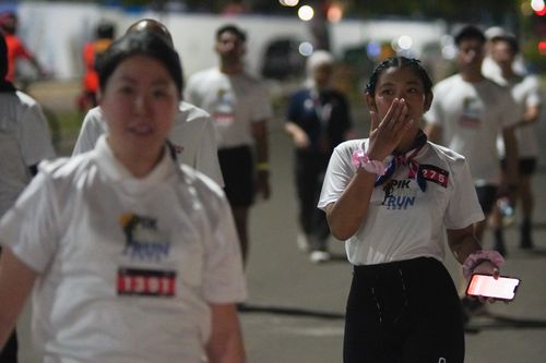 Race photo from PIK NITE RUN VIBES