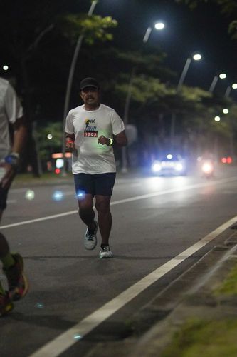 Race photo from PIK NITE RUN VIBES