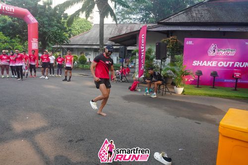 Race photo from Shakeout Run - Smartfren Run