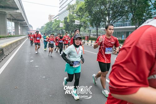 Race photo from ONE RUN 10 K